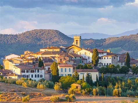 radda village in chianti